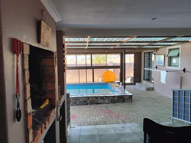 4 Bedroom Property for Sale in Darling Western Cape